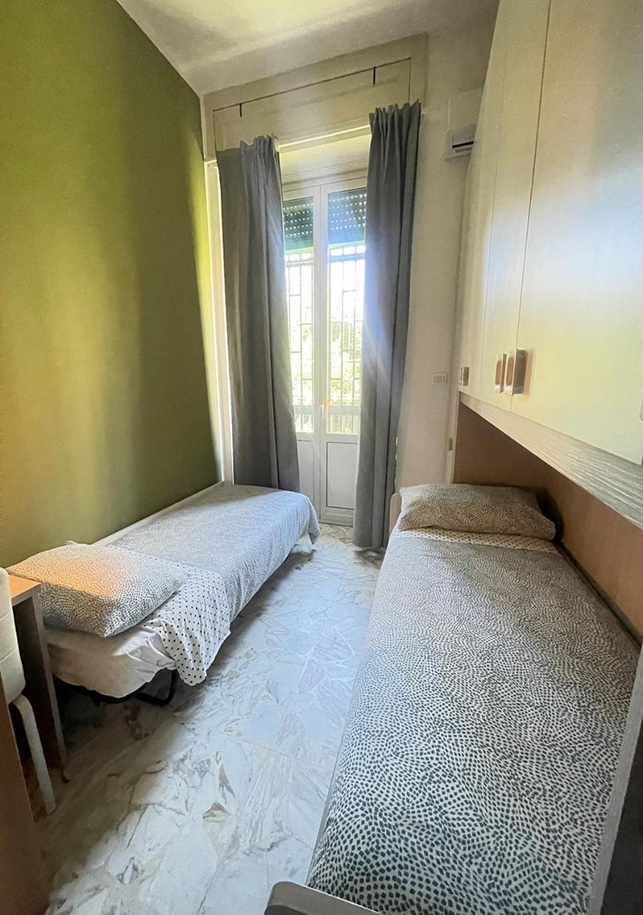 Mi Casa Tu Casa - Guest House Катанія Екстер'єр фото